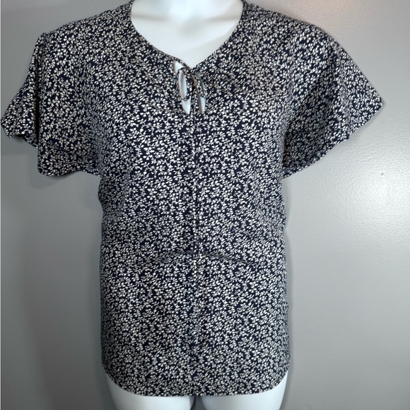 Emery Rose Navy Floral Print Blouse – Size 2XL - Picture 3 of 11
